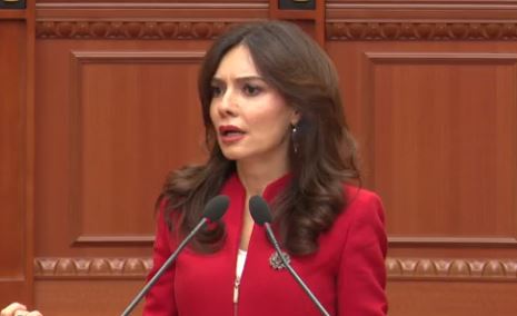 “Jashtë protestojnë, këtu bëhet teatër” – Spiropali me tone të forta: Kjo nuk është reformë! S’jemi kartona!