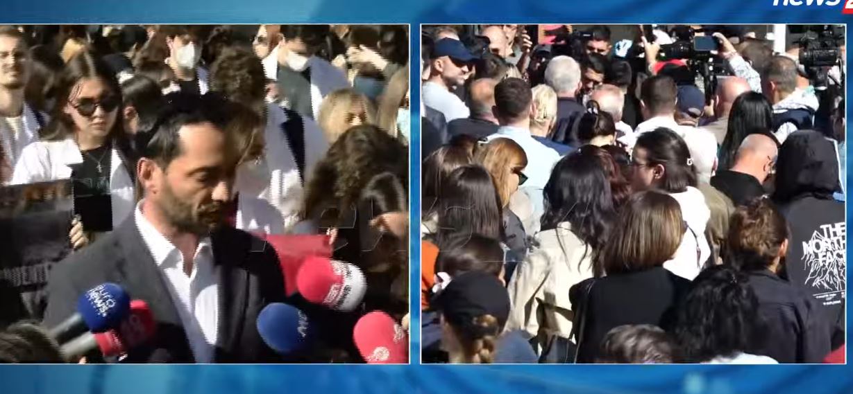 “Të ndalet dhuna ndaj shqiptarëve!”/ Mjekët në deklaratë të përbashkët nga protesta: Rama të japë dorëheqjen! Ndërkombëtarët të mbajnë qëndrime të pavarura!